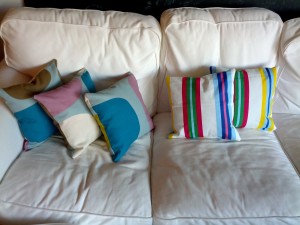 Hjemmelavede sofapuder til stue og Idas værelse