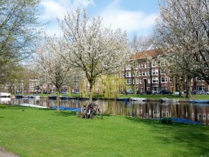 Skønne Amsterdam i forårsstemning